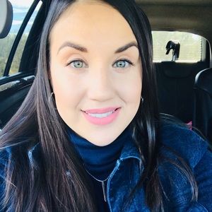 Meet your Posher, Erica